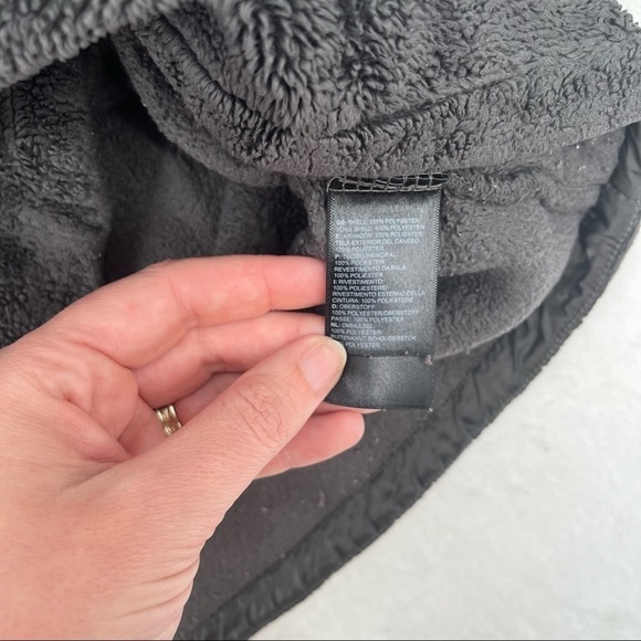 THE NORTH FACE Girls Black Soft Fleece Hooded full zip up Jacket size: XL (18) - Picture 3 of 8